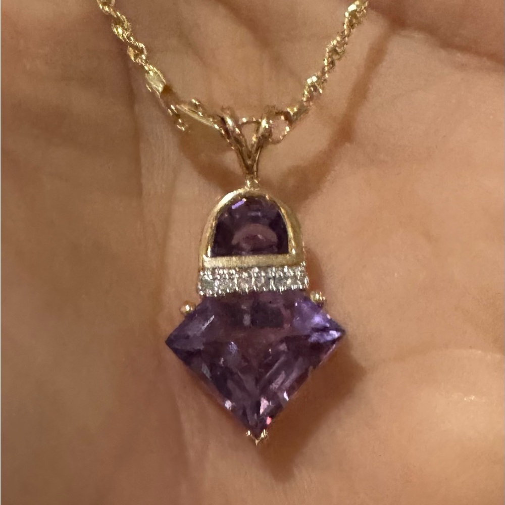 14K Yellow Gold Amethyst and Diamond Pendant with 22” Chain (1.5mm Width)